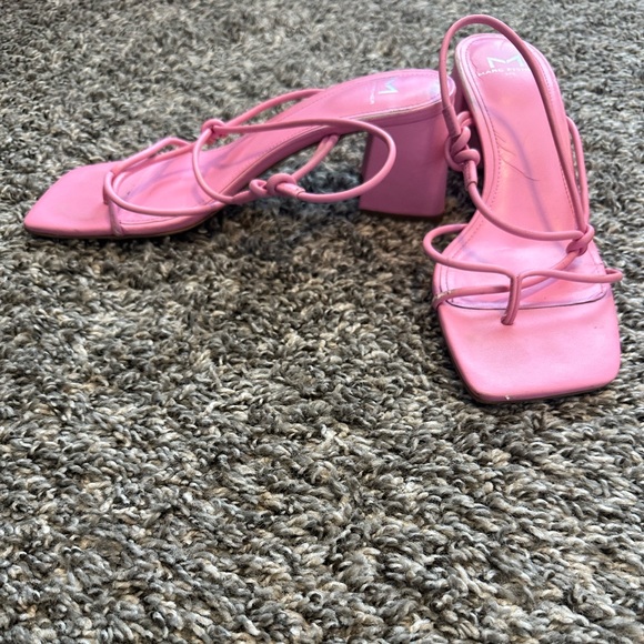 Marc fisher LTD -7.5 - Picture 2 of 3